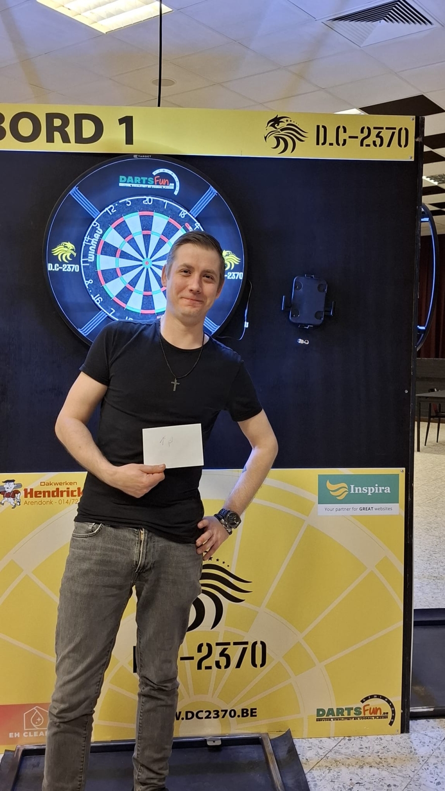 De Vierde Lowlands Spring Series 2025 Pub Qualifier werd gewonnen door Kenny Neyens!